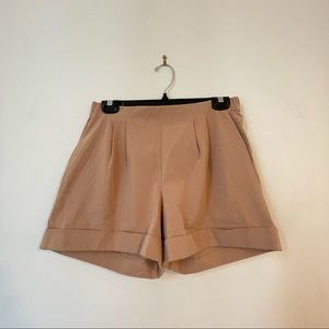 NWOT lululemon athletica practical play shorts 3.5”